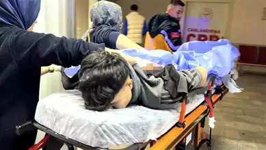 Aksaray'da Afgan Genç Bıçaklandı, Ağır Yaralı