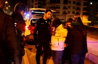Aksaray'da Yol Ortasında Tehlikeli Hareket!