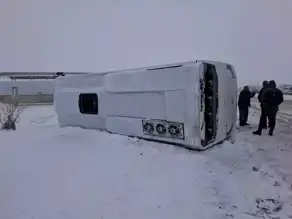 Aksaray'da Midibüs Devrildi: 15 Tekstil İşçisi Yaralı