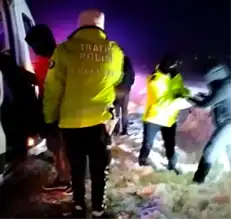 Aksaray'da Tipi, 53 Kişiyi Karla Sapladı
