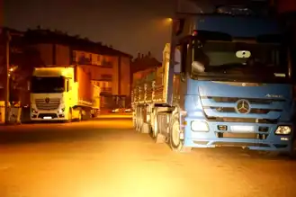 Aksaray'da Tır Parkı Sorunu Trafik Felaketi Oluşturuyor