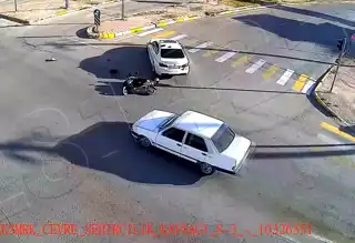 Aksaray'da Dikkatsizlikten Trafik Kazaları!
