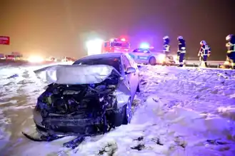 Aksaray'da Buzlanma Nedeniyle Zincirleme Kaza: 1 Yaralı