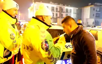 Alkollü Sürücü, Esprileriyle Polisleri Güldürdü