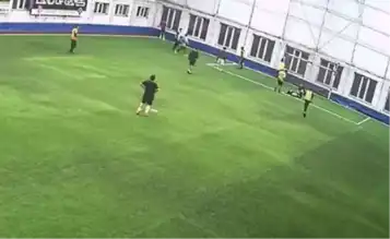 Halı Saha Maçında Genç Sporcu Hayatını Kaybetti