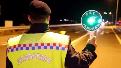 Yaşlı Adam Kaçak Göçmenlerle Yakalandı, Jandarmayı Suçladı!