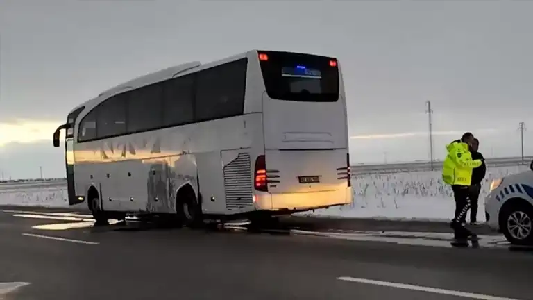 Karayolu Kazası: Bir Yaralı