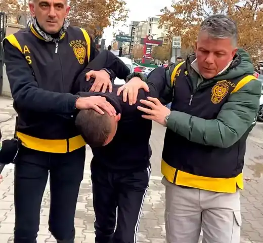 Aksaray'da Eski Eşine Bıçaklı Saldırı