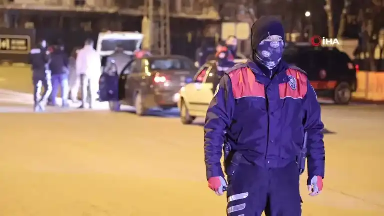 Şehirde Şok Uygulama: Araç ve Kişi Aramaları