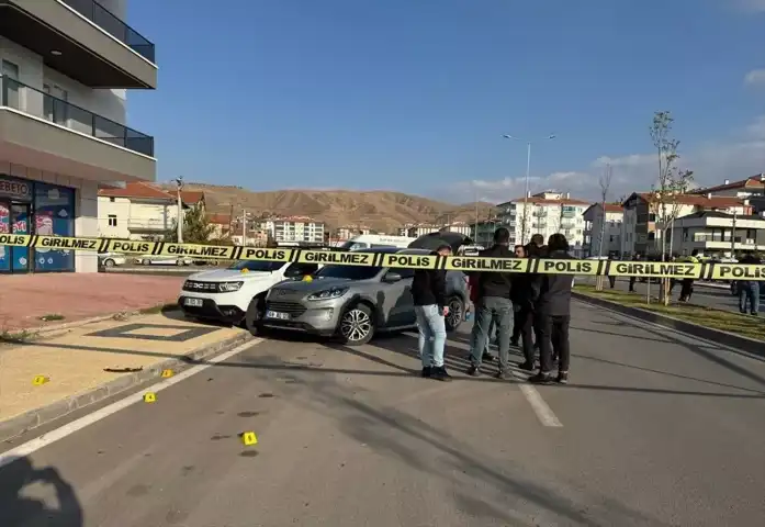 Park Yeri Kavgası: Aksaray'da 2 Yaralı