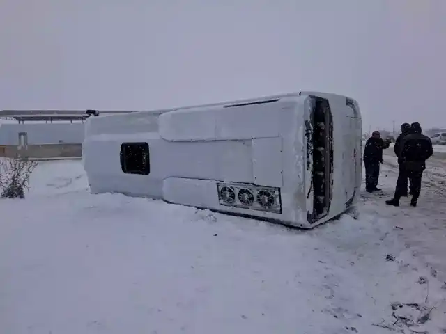 Aksaray'da Midibüs Devrildi: 15 Tekstil İşçisi Yaralı