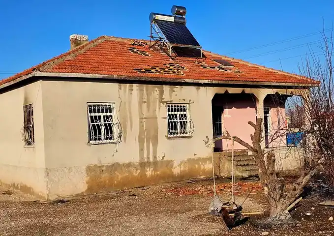 Aksaray'da Yangın Faciası: 4 Çocuk Annesi Hayatını Kaybetti