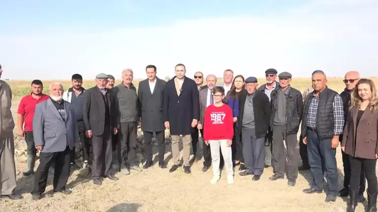 Çiftçiler Pancar Sorununu CHP'li Vekillerle Paylaştı