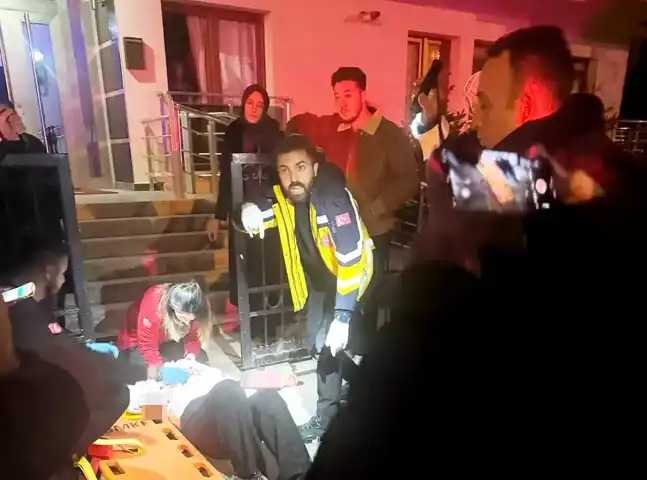 Eski Eşinin Saldırısı: Kadın Yoğun Bakımda